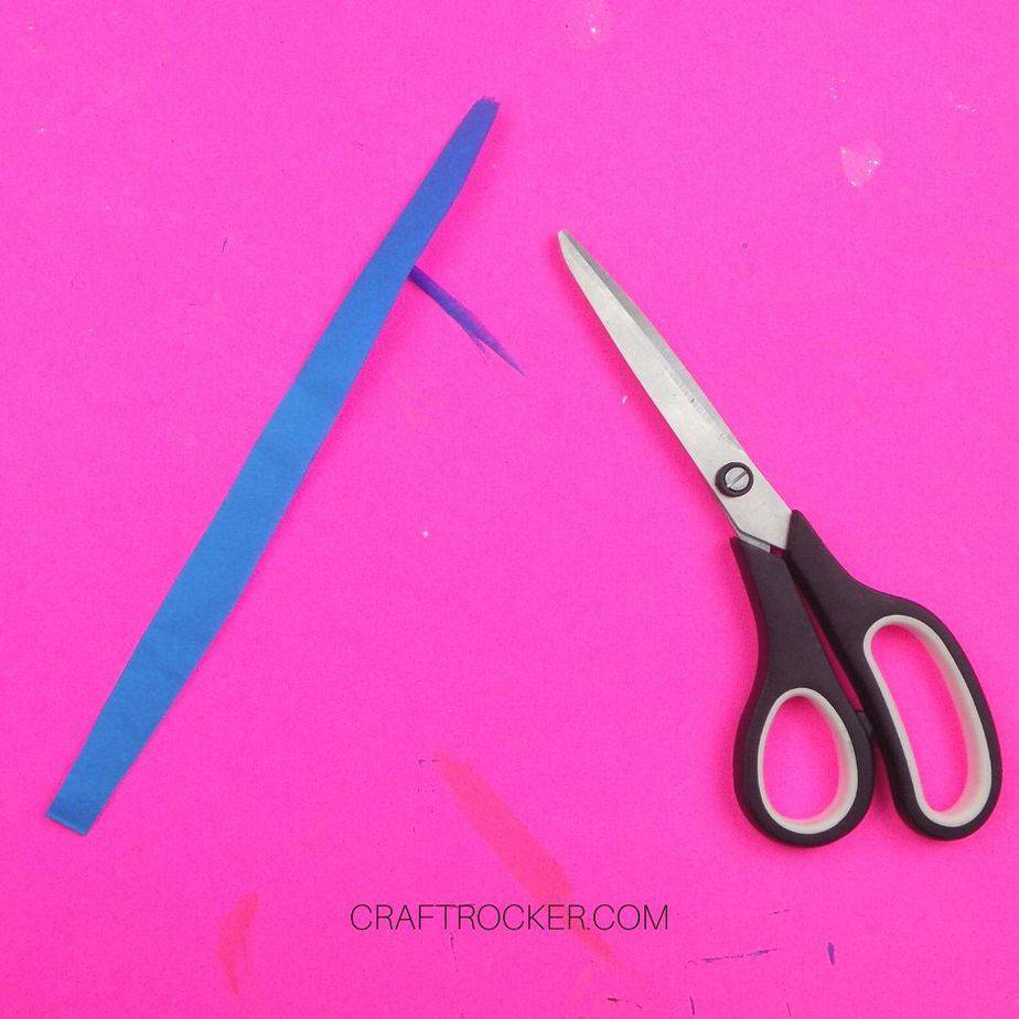 Cut Length of Tissue Paper next to Scissors - Craft Rocker