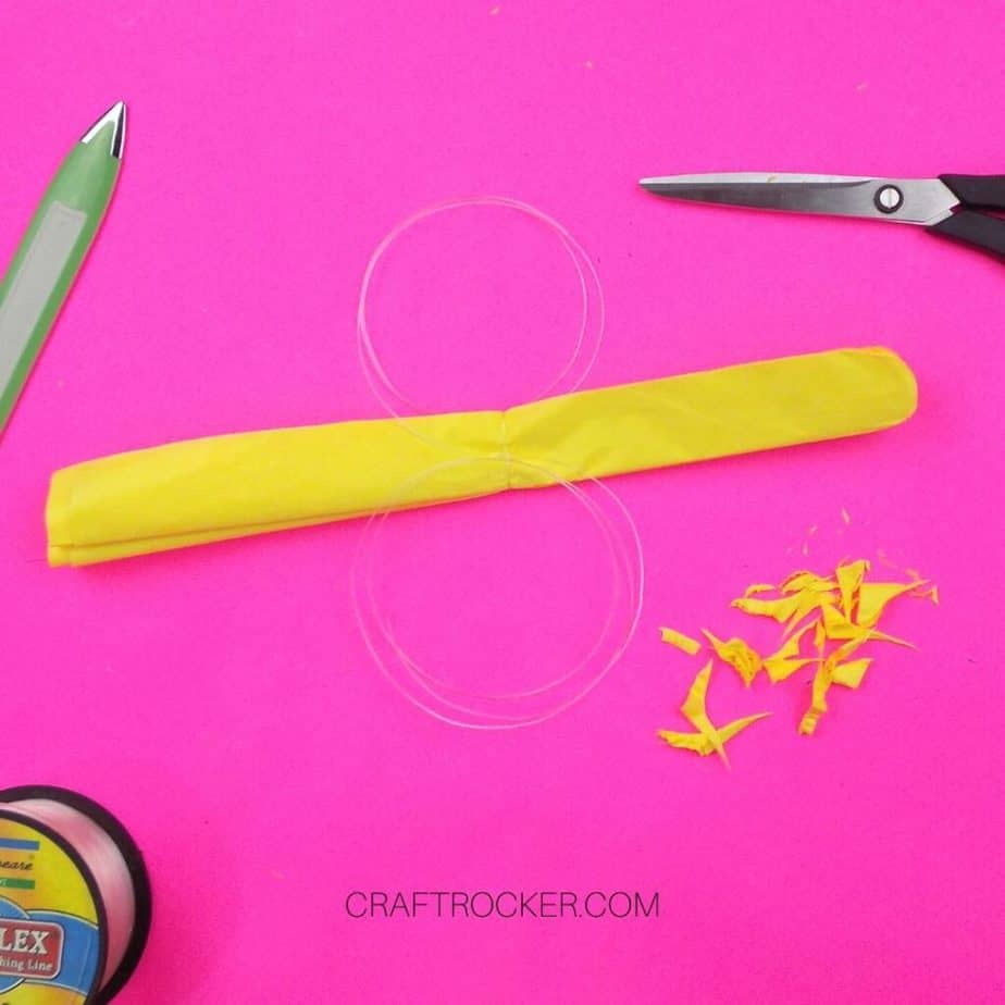 How to Make Tissue Paper Pom Poms - Craft Rocker