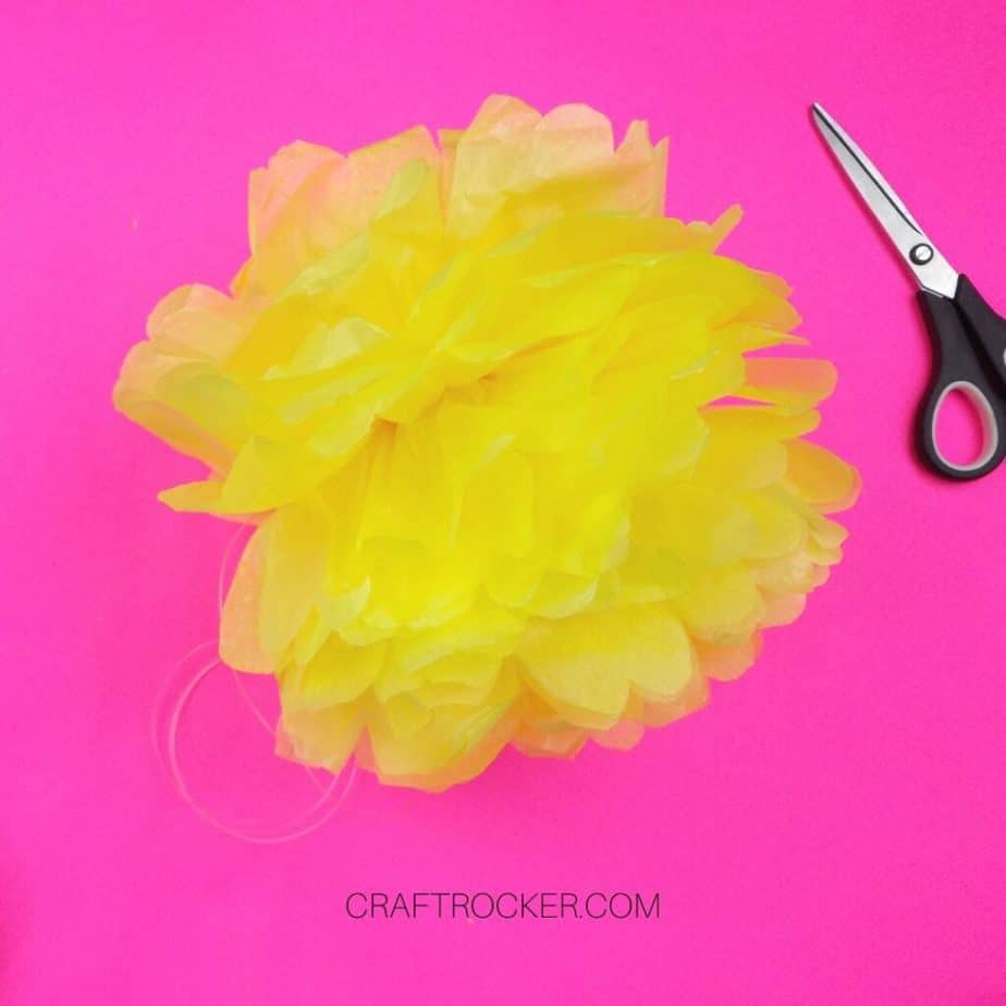 How to Make Tissue Paper Pom Poms - Craft Rocker