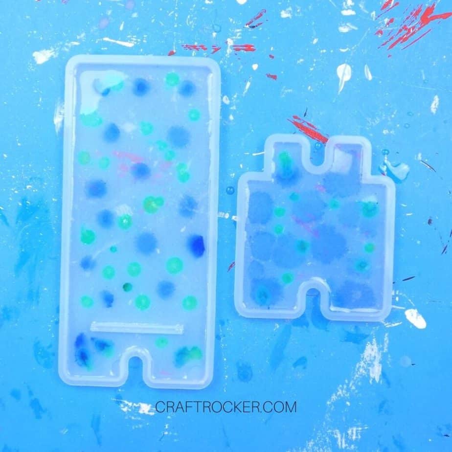 Drops of Dye in Resin in Silicone Molds - Craft Rocker