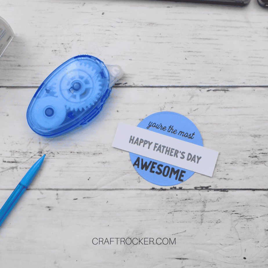 Stamped Blue Paper Circle with Happy Fathers Day Paper Glued to Center - Craft Rocker